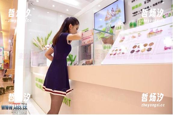 来自爱丝的写真新态度，丝革女王原图里的萌点和迷惑。