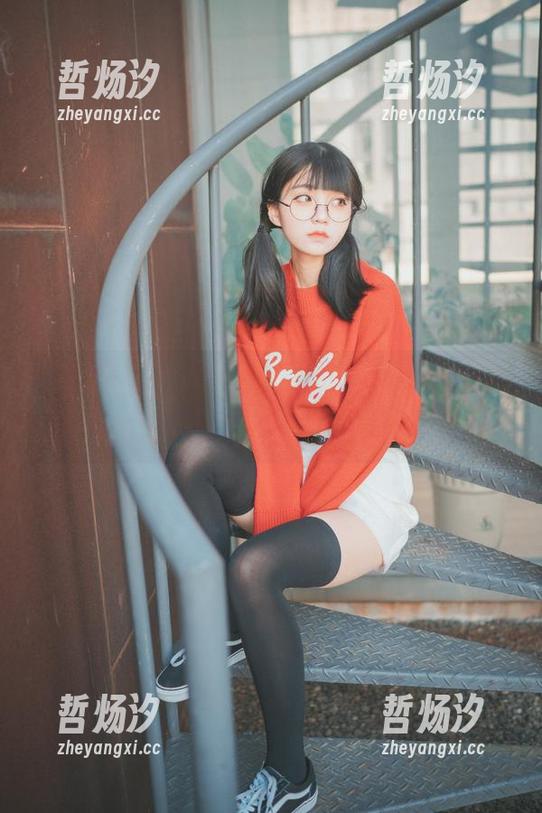 “记录下Jenny(정제니)的MoonNightSnap全集”，不看会后悔的那种！