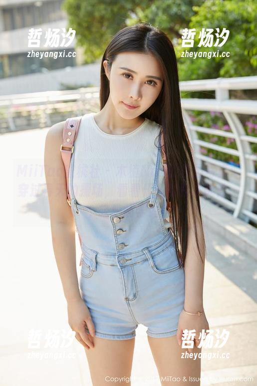 MiiTao蜜桃社-木楠Nan MiiTao蜜桃社 - 木楠Nan的校园写真:穿过春天的操场,看看什么时候才能做一个轻松的学霸!