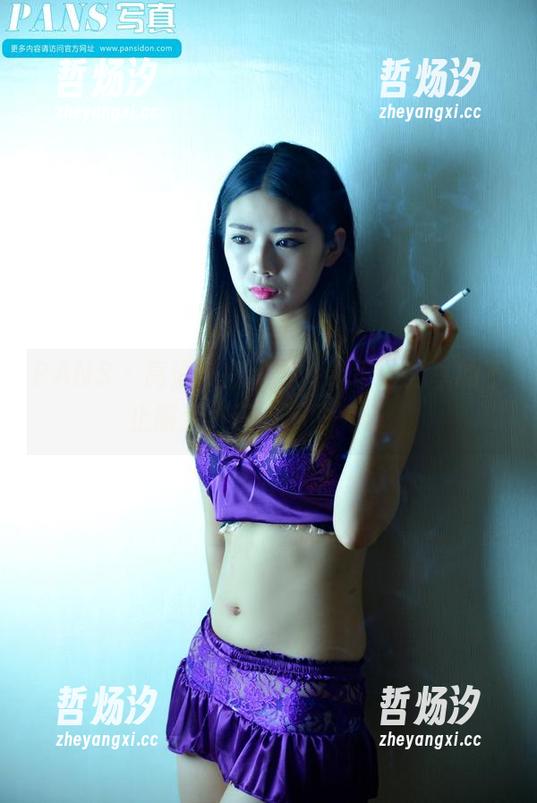 PANS-凯蒂丝 PANS - 高清校服写真,凯蒂丝分享的不止服装,还有那股气场。