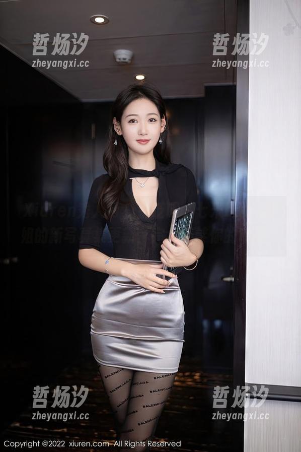 Xiuren秀人网-七米baby Xiuren秀人网 - 别眨眼,七米baby学姐的新写真集更新,完全挑衅你的审美。