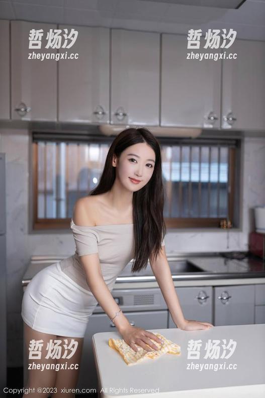 Xiuren秀人网 - 黑丝美臀在高清写真中闪耀，杨晨晨Yome是不是该考虑出个时尚指导企业了？