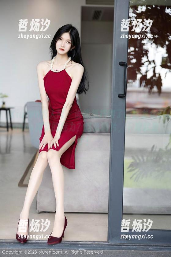 Xiuren秀人网-盼盼龙女sunny Xiuren秀人网 - 谁能抵挡得了盼盼龙女sunny裸足的魅力?这张图片,下载就是了!