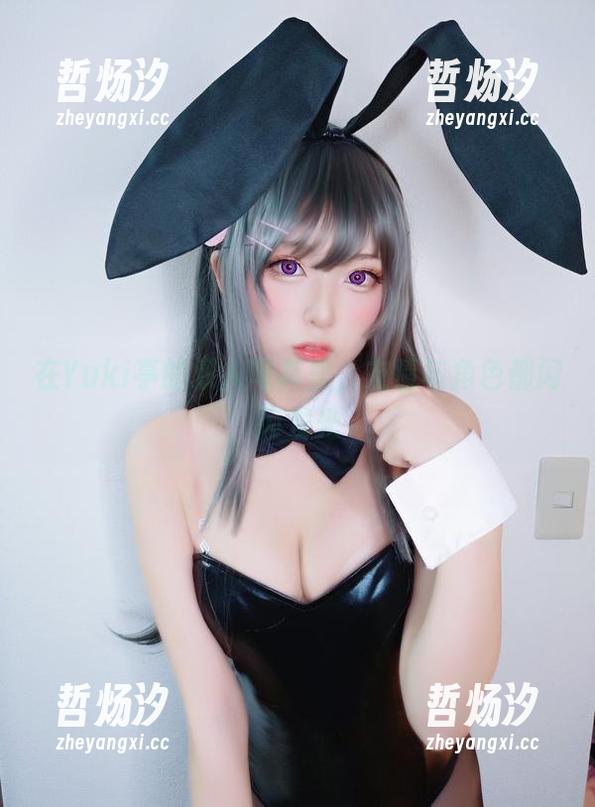 Yuki亭 在Yuki亭的双人写真里,友情与角色都闪闪发光