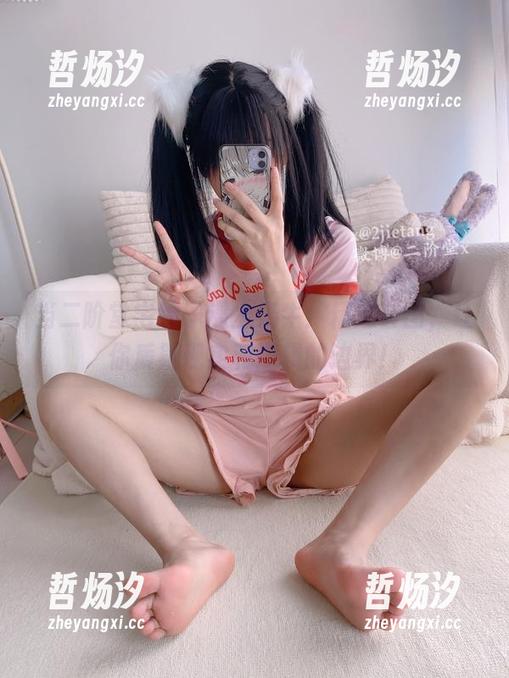 当二阶堂宅绘子遇上奶牛：精选套图，让你质疑现实和逻辑的边界！