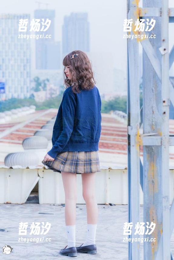 兔玩映画 哎呀,兔玩映画的犬和JK制服竟然让我想到了校园里的那只流浪狗……