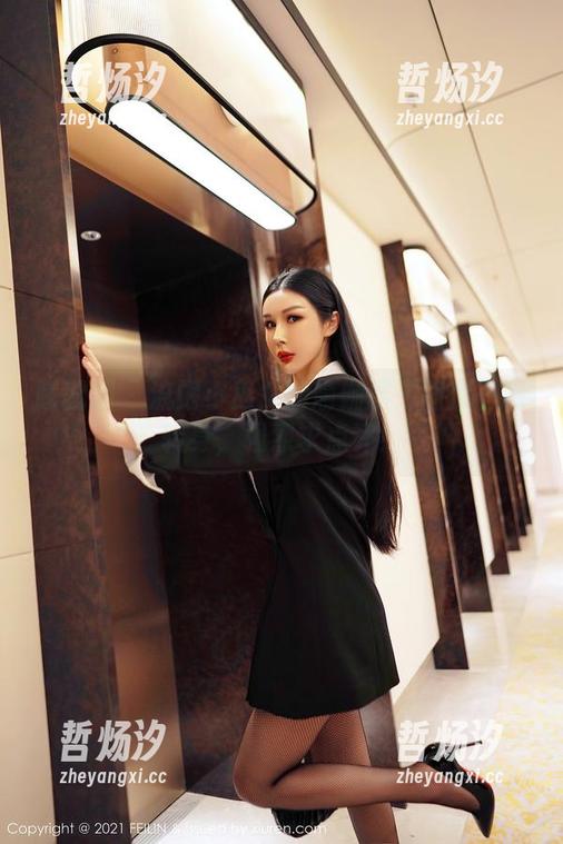 嗲囡囡 - 流氓小巫女的瑜伽展：图库一秒转身，强烈求点评！