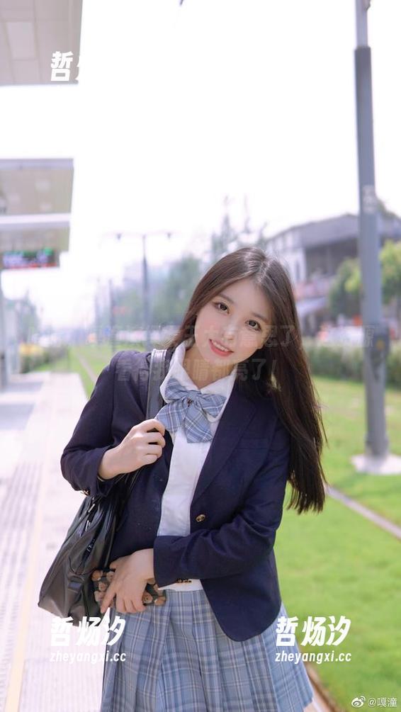 嘎潼 哈哈,嘎潼演绎女王太有意思了,这资源看得我眼睛都亮了!