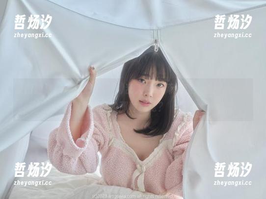 原图放送！姜仁卿(강인경)乱入召唤师女孩，误删所有光线的那种感觉？