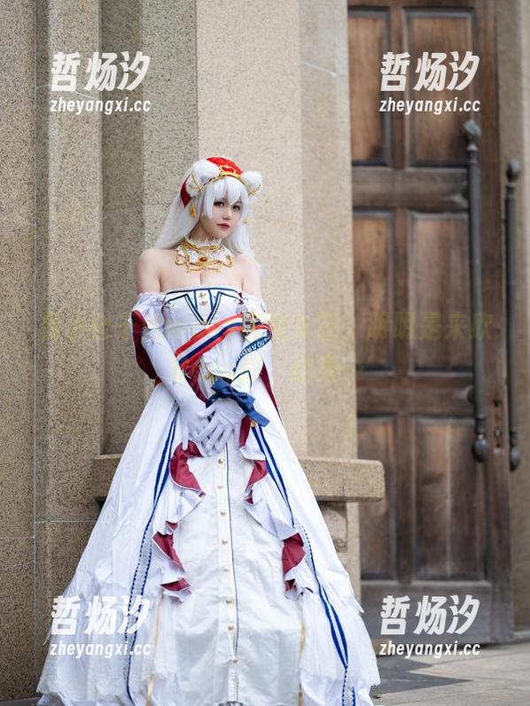 看小仓千代wcos信浓女警，明明是来欣赏cos的，结果…