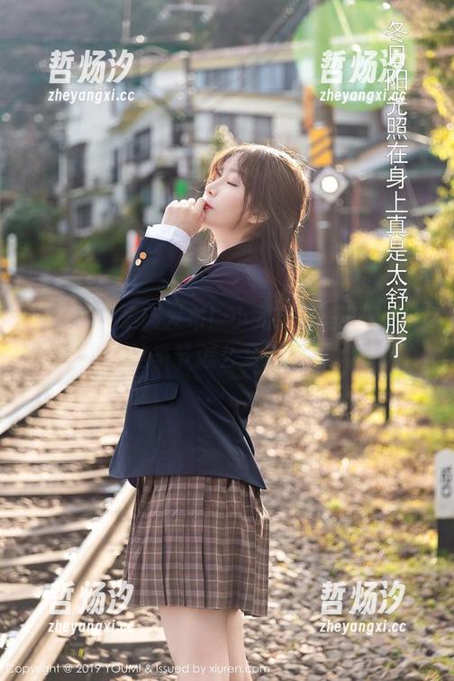 尤蜜荟-小尤奈 尤蜜荟 - 最新发布!小尤奈的圣诞照片,这季节怎么又来了?