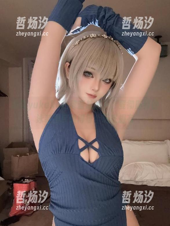 屿鱼yukako的碧蓝航线下，曼彻斯特的泳装图库值得每个玩家拥有