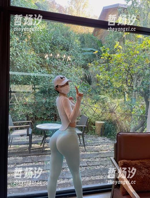 左公子666 微密圈 - 图库里左公子666的白色系列,像是一种别样的清新,下载之后会不会有点淡淡的忧伤?