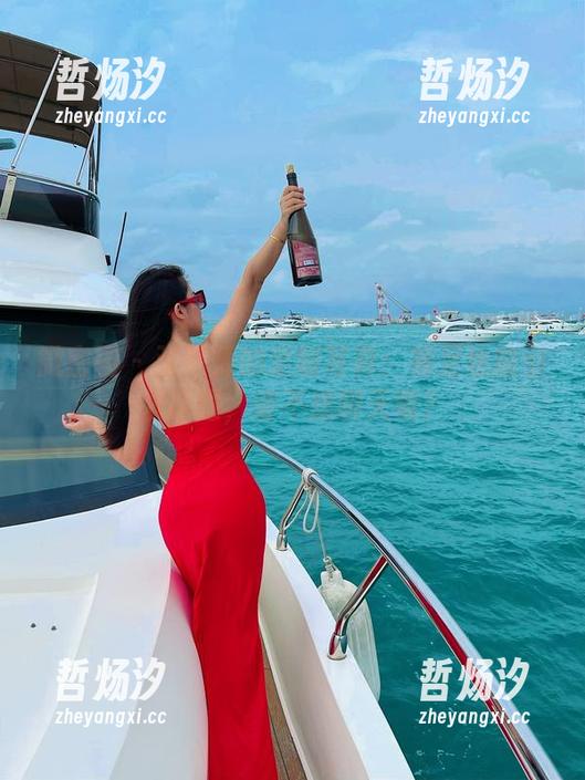 微密圈 - 张老师的定制写真：裸足也能引发话题，谁不想聊天呢？