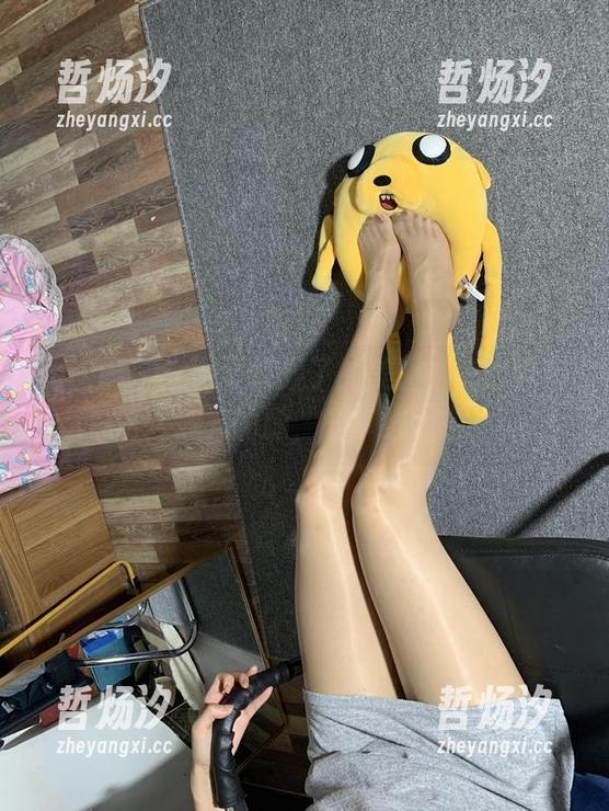 桃脱了 微密圈 - 来看看桃脱了的美图,怎么能有这么迷人的腿,分享给大家!