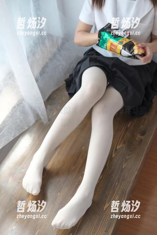 森萝财团 - Sia的水手服写真，海洋动物要报名？！