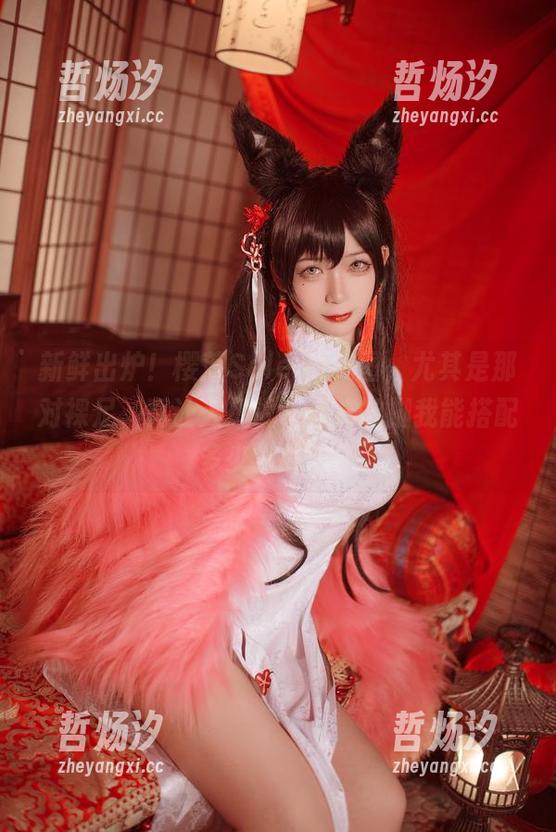 樱落Selena 新鲜出炉!樱落Selena美图,尤其是那对裸足,真让人想说,这样的脚我能搭配多少次沙发?