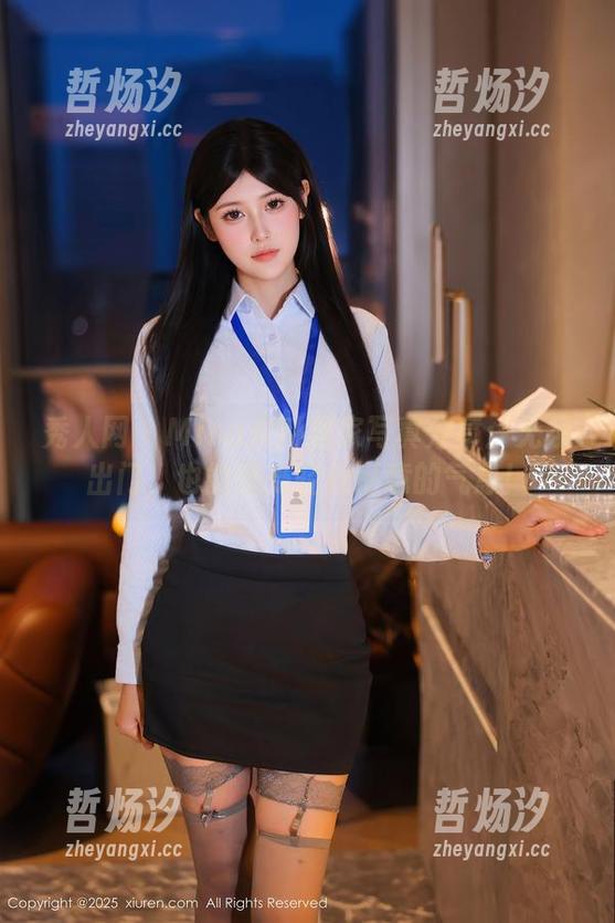 秀人网 - Mina米娜居家写真分享：无须出门，也能感受轻松惬意的气息！