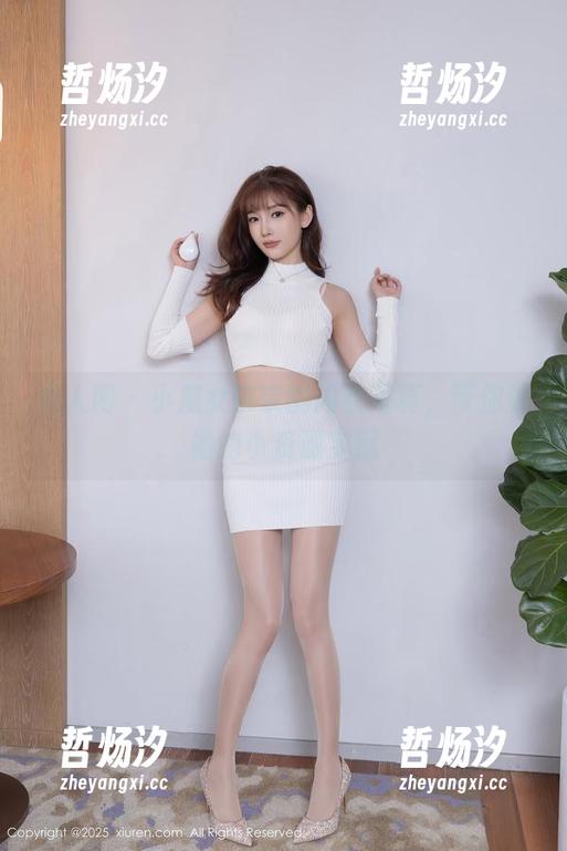秀人网-小魔女奈奈 秀人网 - 小魔女奈奈的内衣写真,带你看她的小资源宝藏