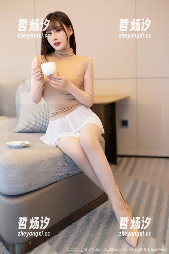 秀人网 - “希雅sia玩得真心不走寻常路，修女这块也可以这么好看！”原图&写真