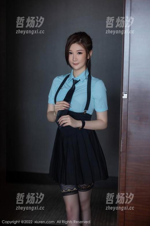 秀人网 - 这组木木hanna的美图，白色的气息中透着一丝不知名的诱惑感！