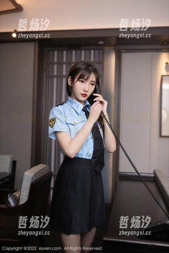 秀人网 - 答应我，先看甜妮的套图分享，再来聊聊那件连体衣