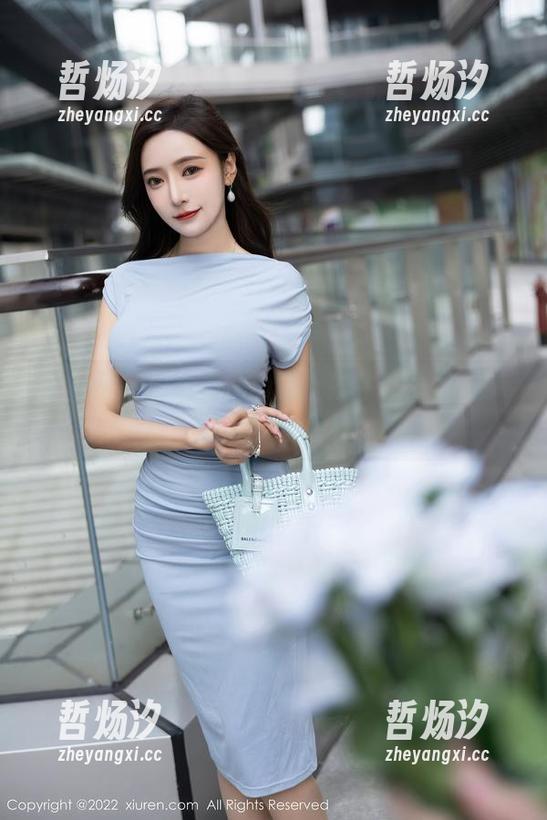 秀人网 - 当草莓mm遇上奶牛：一组让人疑惑的作品集