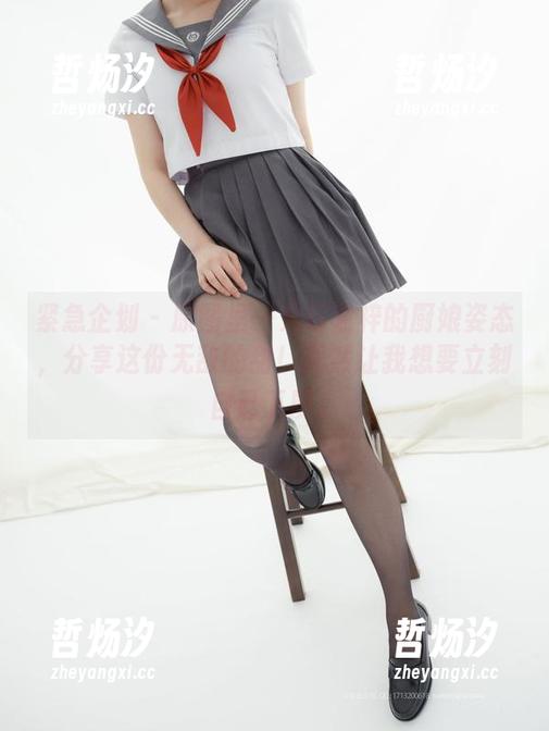 紧急企划-一只喵喵梓 紧急企划 - 原图里一只喵喵梓的厨娘姿态,分享这份无敌的甜!居然让我想要立刻自己下厨。