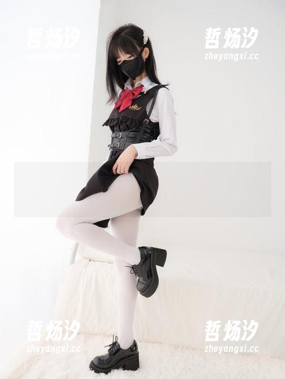 紧急企划 - 最新原图！五更百鬼在办公室，把无聊的小角落变成了另一种味道…