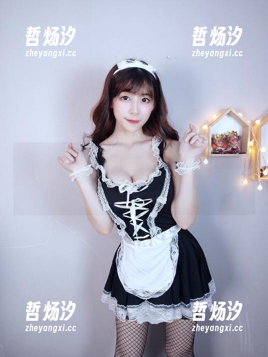 微密圈 - 这图片里羊小雪juvia的女仆装…心塞？只对她有效，莫不是在传授什么未知的术吗？