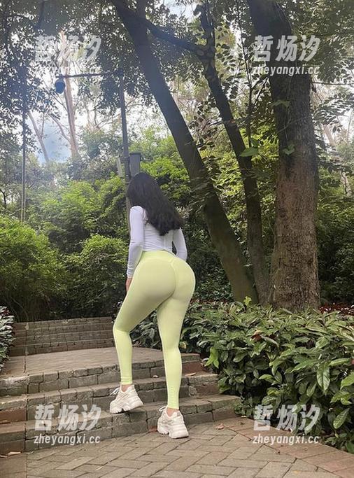 艾拉·isla 微密圈 - 新鲜出炉的图集:艾拉·isla美脚照里藏的都是些小心机吧…