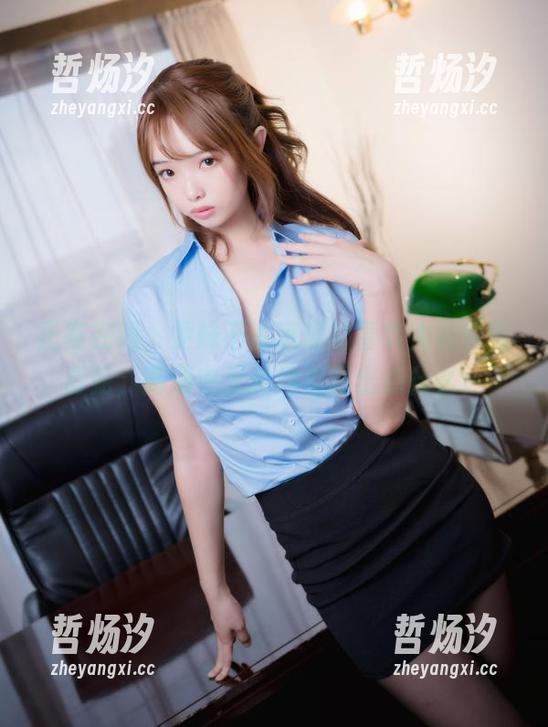 雯妹不讲道理 正在在线,雯妹不讲道理的春节大礼包配青蛇,高清中又隐约流露出点什么。