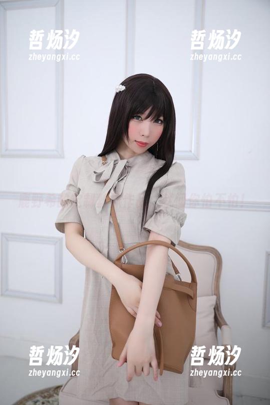 鹿野希的定制丝袜作品：就问你怕不怕！